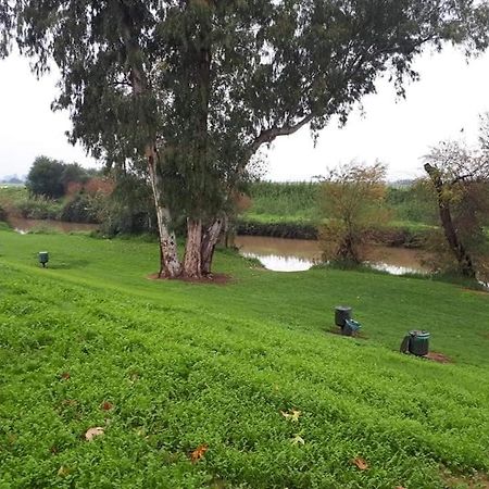 הוילה אכסניית כפר בלום- בית שיאון מראה חיצוני תמונה